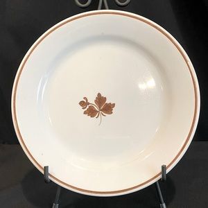 ALFRED MEAKIN, ENGLAND, ROYAL IRONSTONE DINNER PLATES 8 5/8”